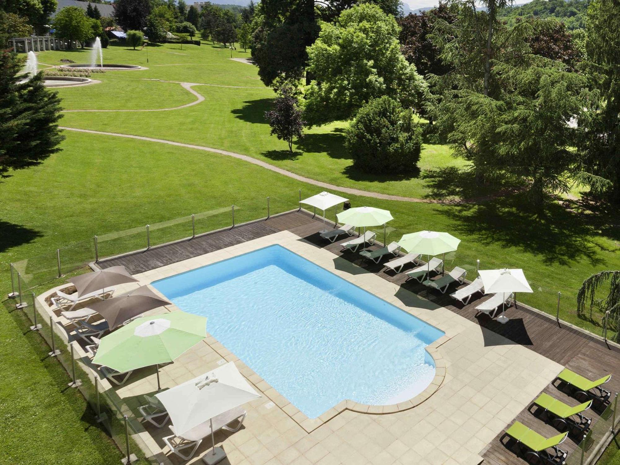 Ibis Styles Aix Les Bains Domaine De Marlioz Hotel Aix-les-Bains Exterior foto